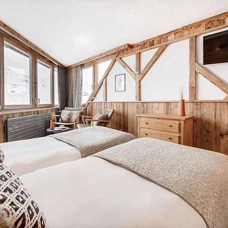 Hotel 3 Vallees วัลโตรองส์ ภายนอก รูปภาพ
